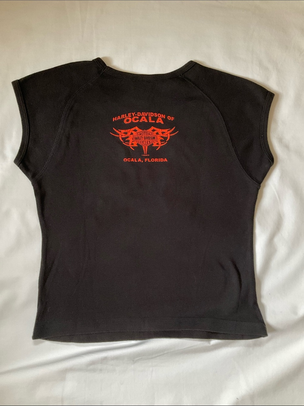 Vintage Harley-Davidson Black Cropped Tee with Red-Orange Flame Wings - Picture 3 of 6